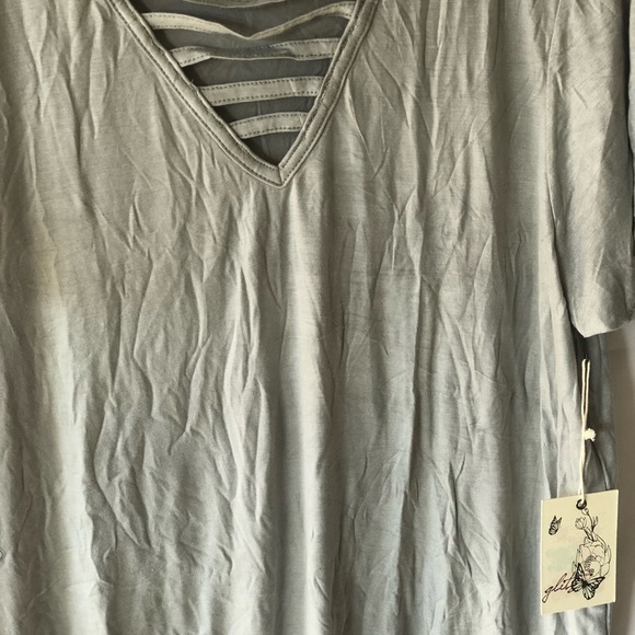 Glitz T-shirt size 3X MSRP $39 - Picture 2 of 3